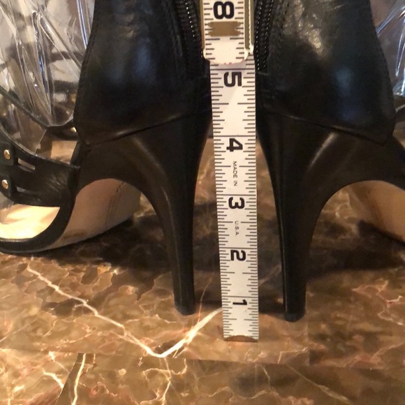 New Vince Camuto Heels - Picture 5 of 7